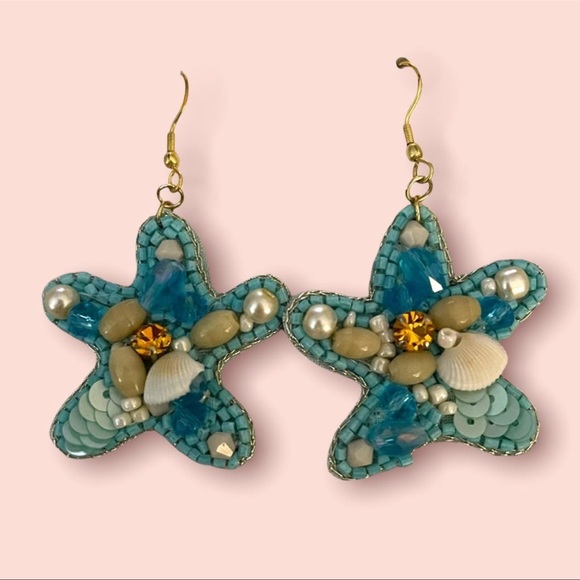 Blue starfish embellished earrings
Seed beads, pearls, jewels, seashells - Picture 1 of 4